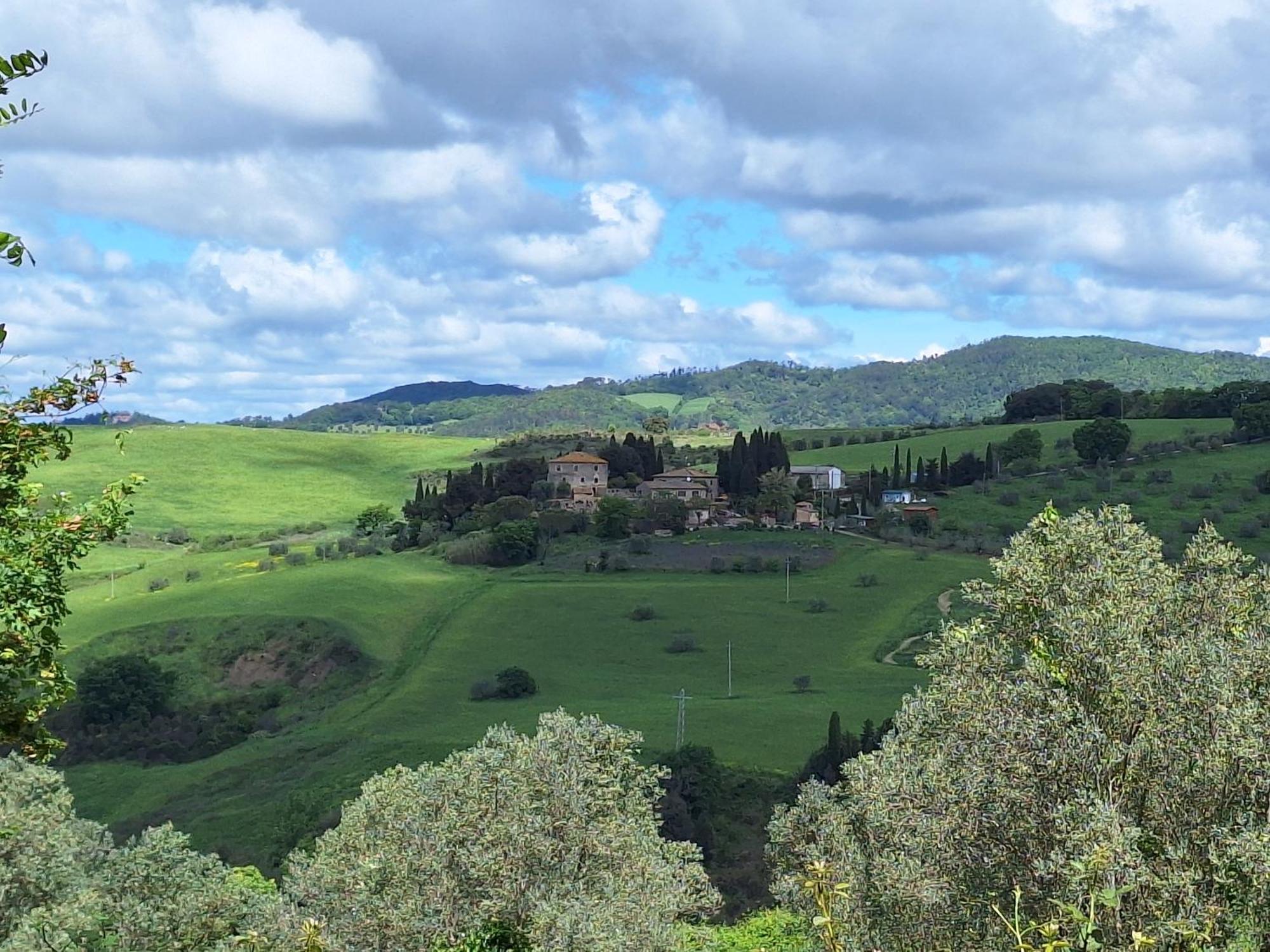 LaCollinaTuscany between San Gimignano&Volterra Buitenkant foto