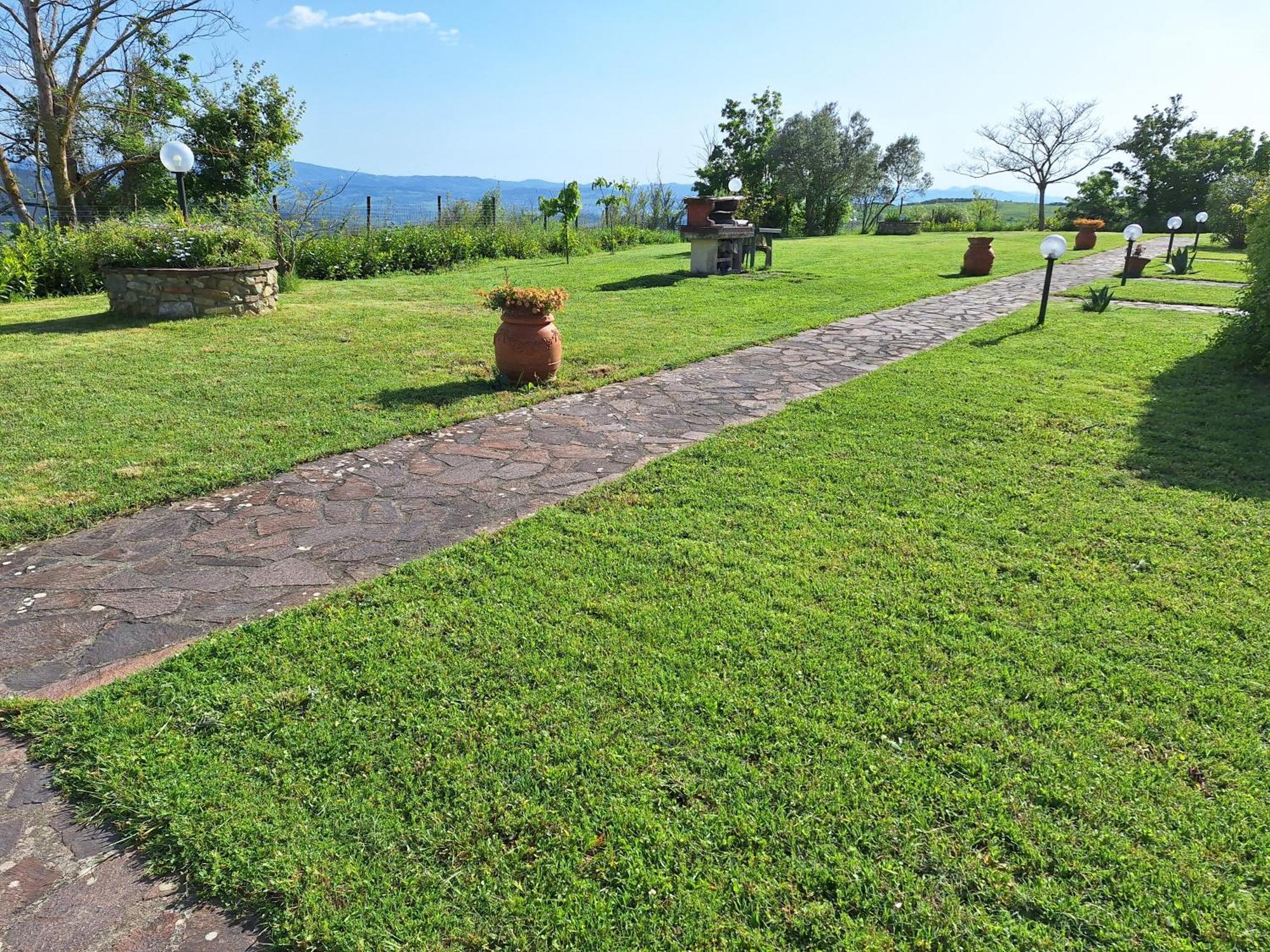 LaCollinaTuscany between San Gimignano&Volterra Buitenkant foto
